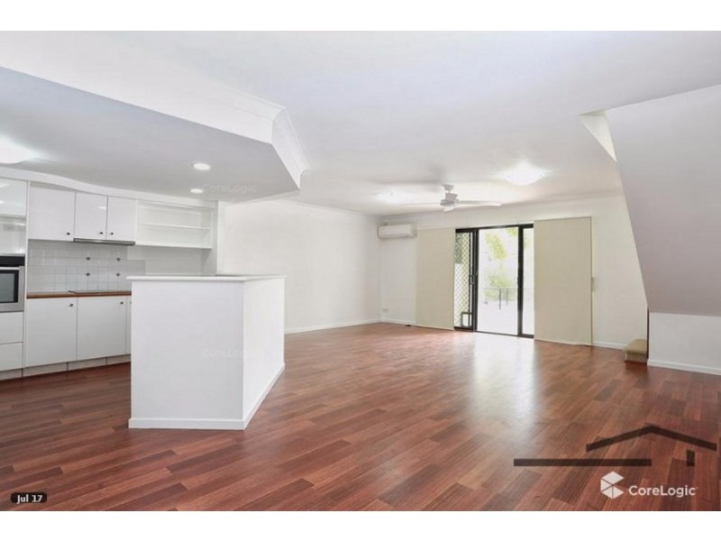 16/43 Myola Court, Coombabah QLD 4216