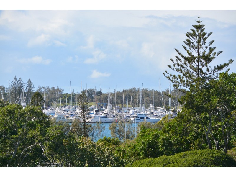 4D/10 Marine Parade, Southport QLD 4215