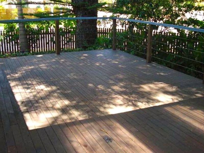 2 Middle Street, Labrador QLD 4215