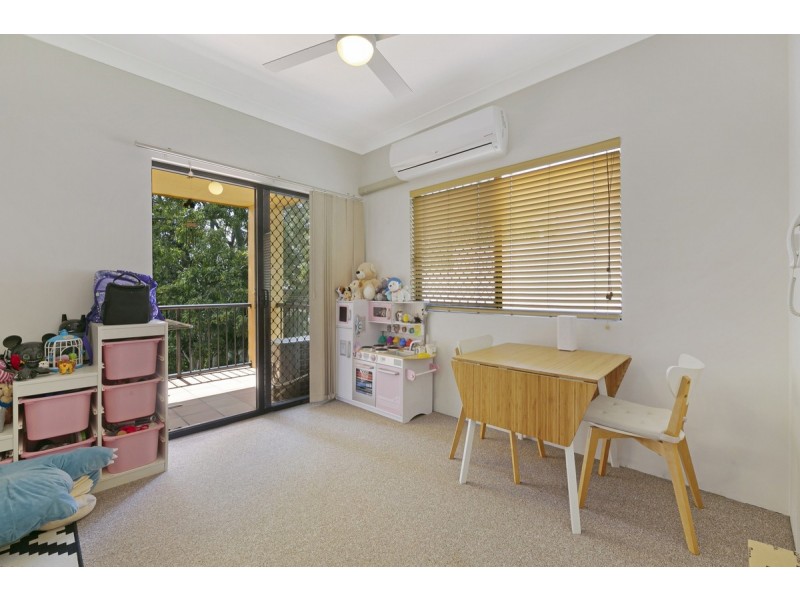 15/143 Frank Street, Labrador QLD 4215