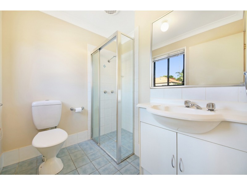 8/119 Pohlman Street, Southport QLD 4215