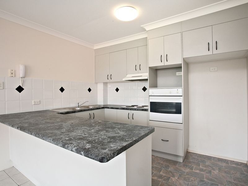 40 Little Norman St, Southport QLD 4215