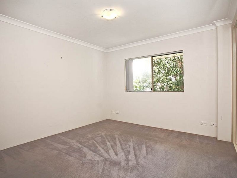 40 Little Norman St, Southport QLD 4215