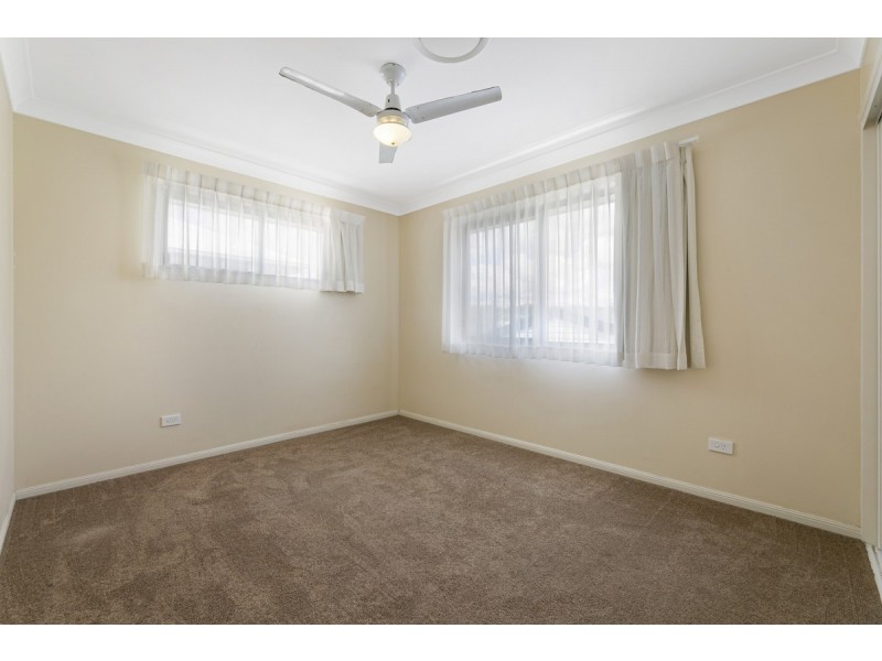 1/126 Pohlman Street, Southport QLD 4215