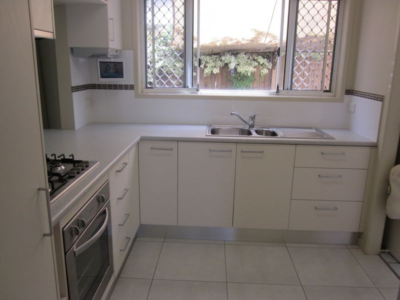 1/73 Eugaree St, Southport QLD 4215