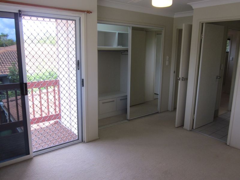 1/73 Eugaree St, Southport QLD 4215