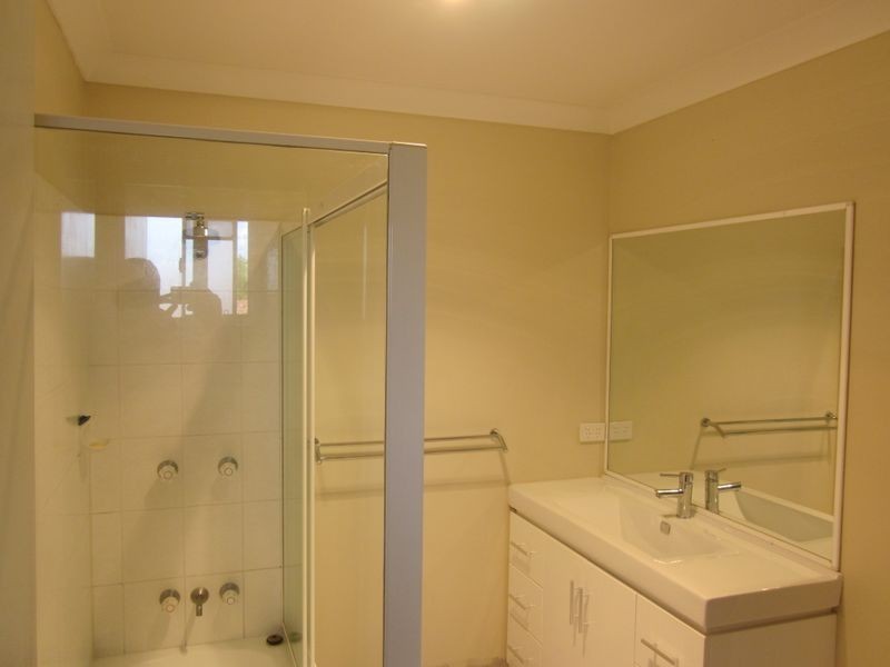 1/73 Eugaree St, Southport QLD 4215