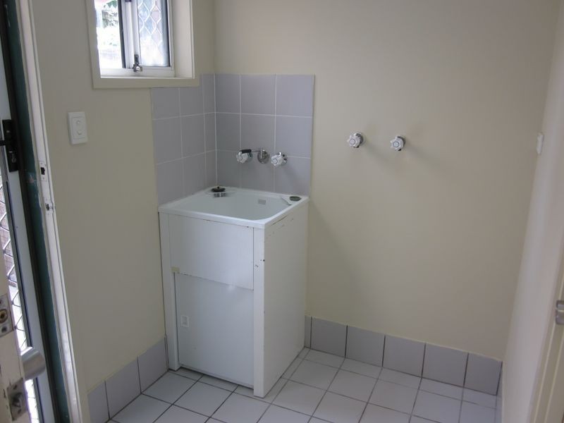 1/73 Eugaree St, Southport QLD 4215