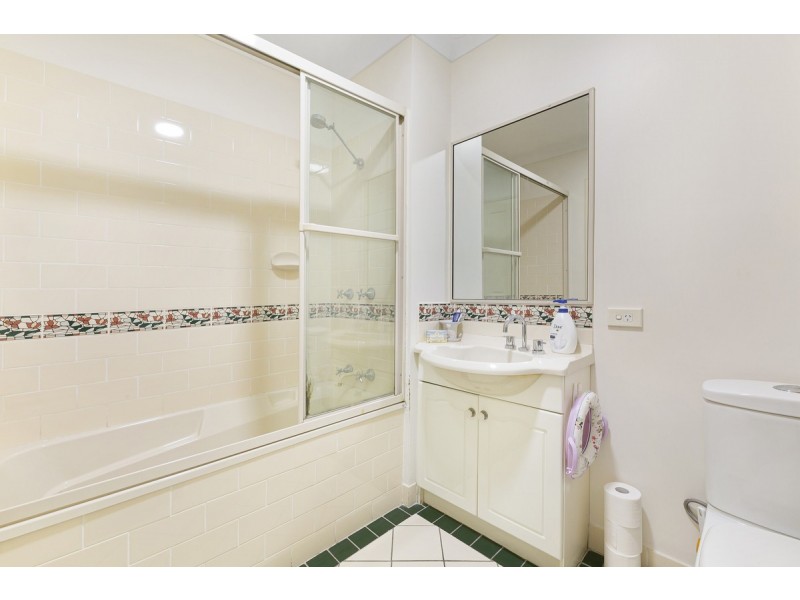 27/53 Bauer Street, Southport QLD 4215