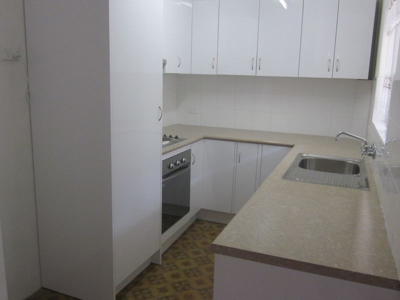 2/10 Lather Street, Southport QLD 4215