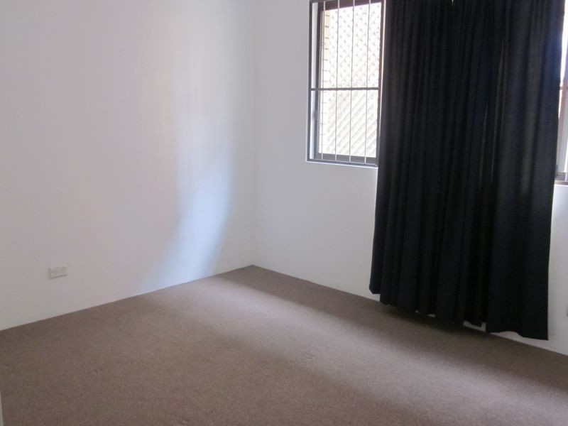 2/10 Lather Street, Southport QLD 4215