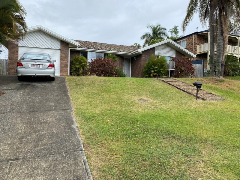 4/90 Edmund Rice Drive, Southport QLD 4215