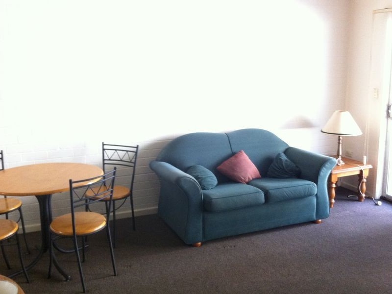 2/5 North Street, Southport QLD 4215