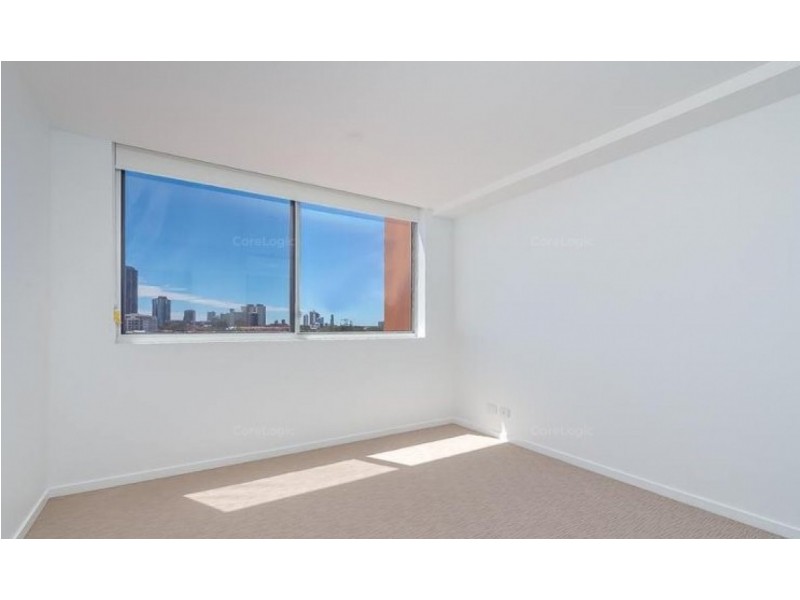 405/26 Spendelove Avenue, Southport QLD 4215