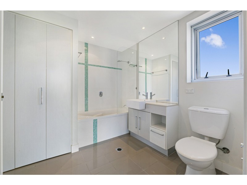 901/430 Marine Parade, Biggera Waters QLD 4216