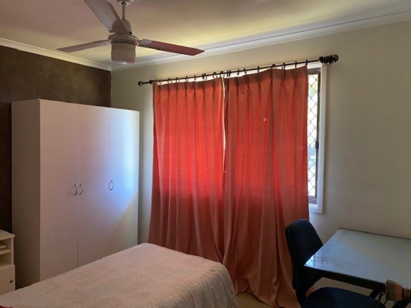 53 Woomera Crescent, Southport QLD 4215