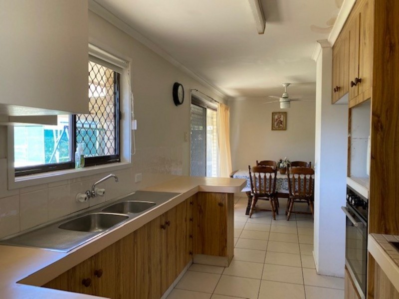 53 Woomera Crescent, Southport QLD 4215