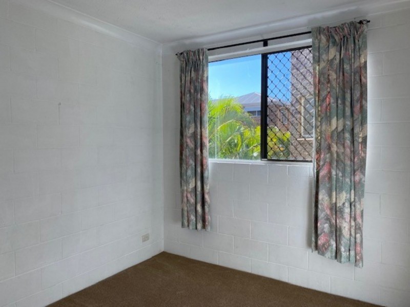 2/151 High Street, Southport QLD 4215