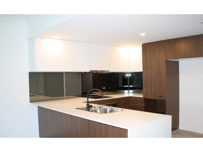 3119/397 Christine Avenue, Varsity Lakes QLD 4227