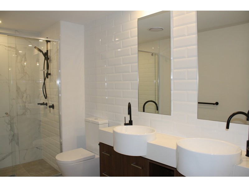 3119/397 Christine Avenue, Varsity Lakes QLD 4227