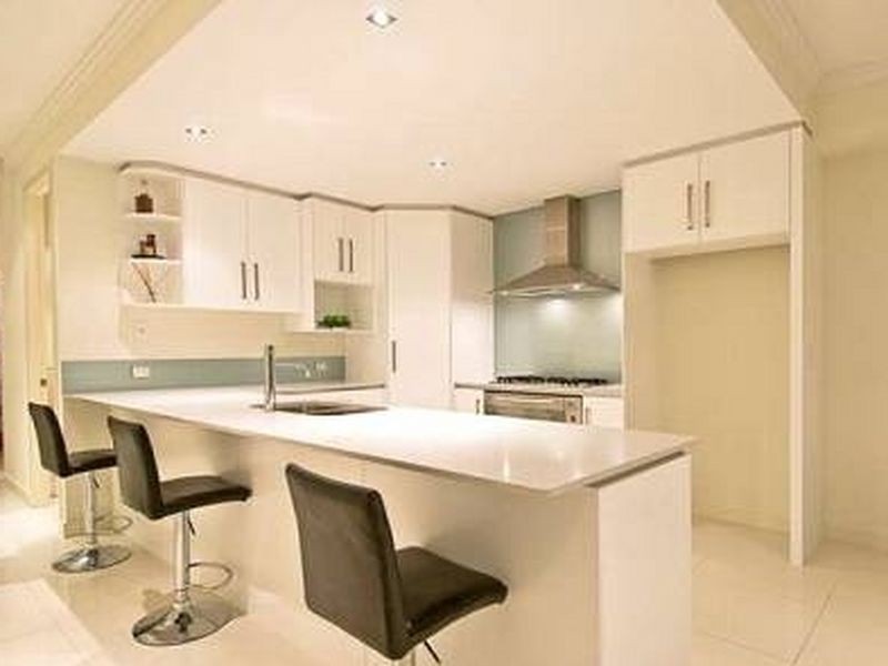 2/38 Enid Avenue, Southport QLD 4215