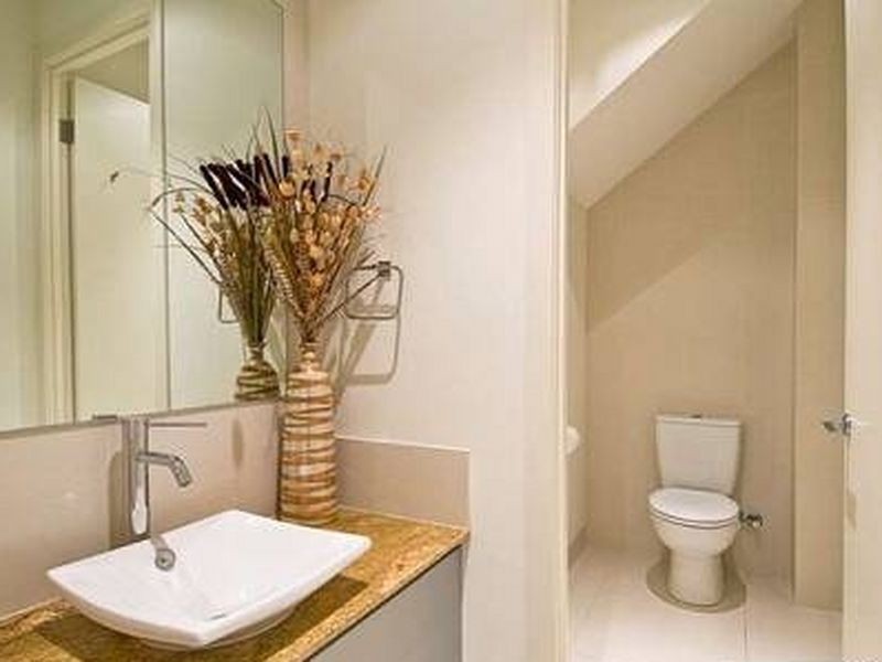 2/38 Enid Avenue, Southport QLD 4215