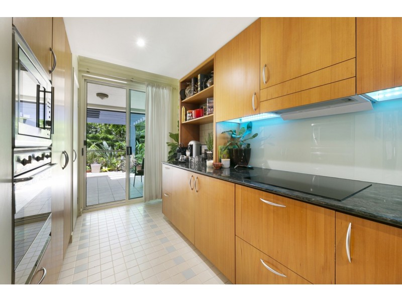 4112/1 Archer Hill Drive “Royal Pines”, Benowa QLD 4217