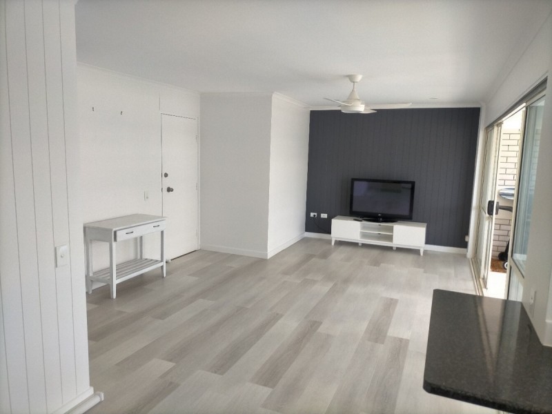 9/516 Marine Parade, Biggera Waters QLD 4216
