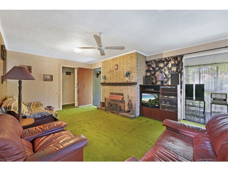 53 Kindra Avenue, Southport QLD 4215