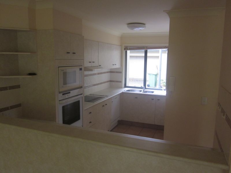 9/23-25 Bauer St, Southport QLD 4215