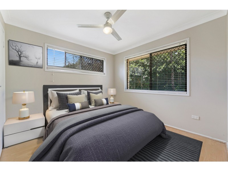 9 Nyora Street, Southport QLD 4215