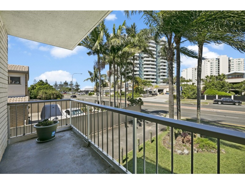 3/164 Frank Street, Labrador QLD 4215