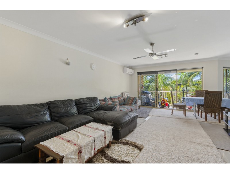 11/35-37 Huth Street, Labrador QLD 4215