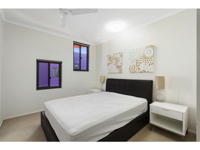 30/171 Scarborough Street, Southport QLD 4215