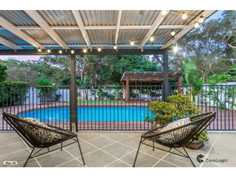 113 Kindra Avenue, Southport QLD 4215