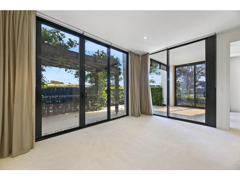 109w/1 Marina Drive, Benowa QLD 4217