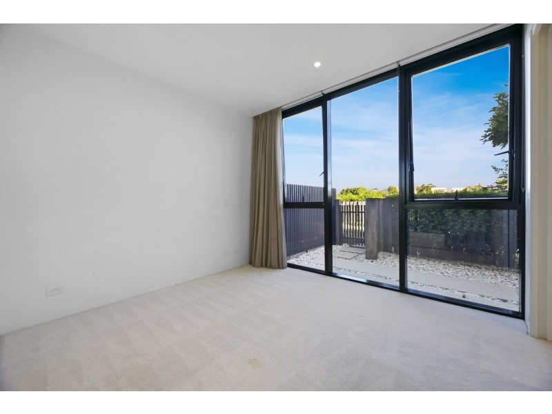 109w/1 Marina Drive, Benowa QLD 4217