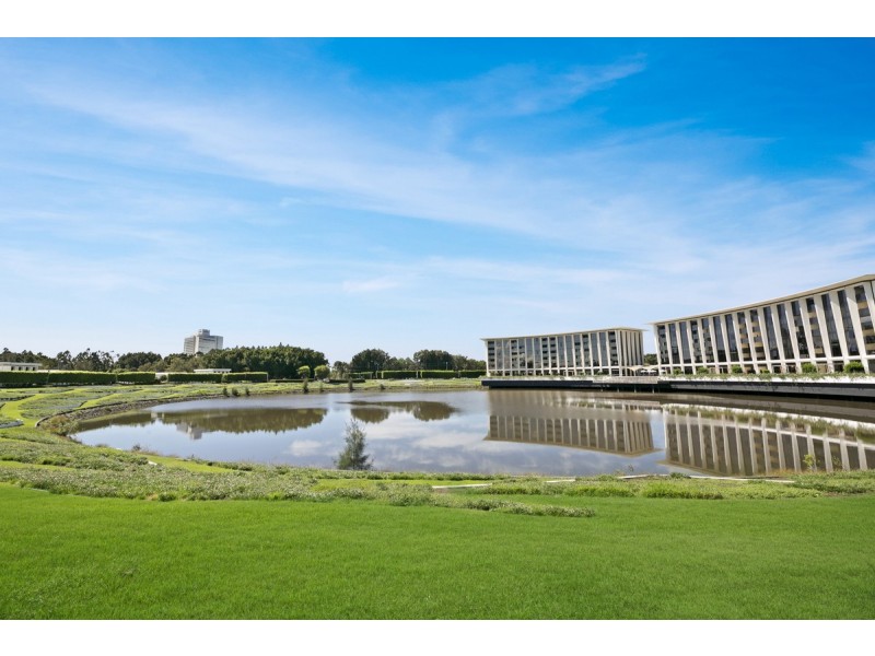 109w/1 Marina Drive, Benowa QLD 4217