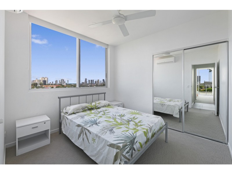 701/26 Spendelove Avenue, Southport QLD 4215