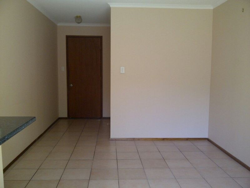 2 Mango Place, Southport QLD 4215