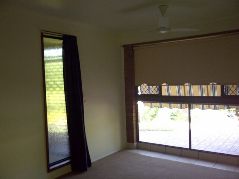 2 Mango Place, Southport QLD 4215