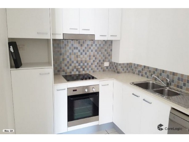 25/15-17 Lloyd Street, Southport QLD 4215