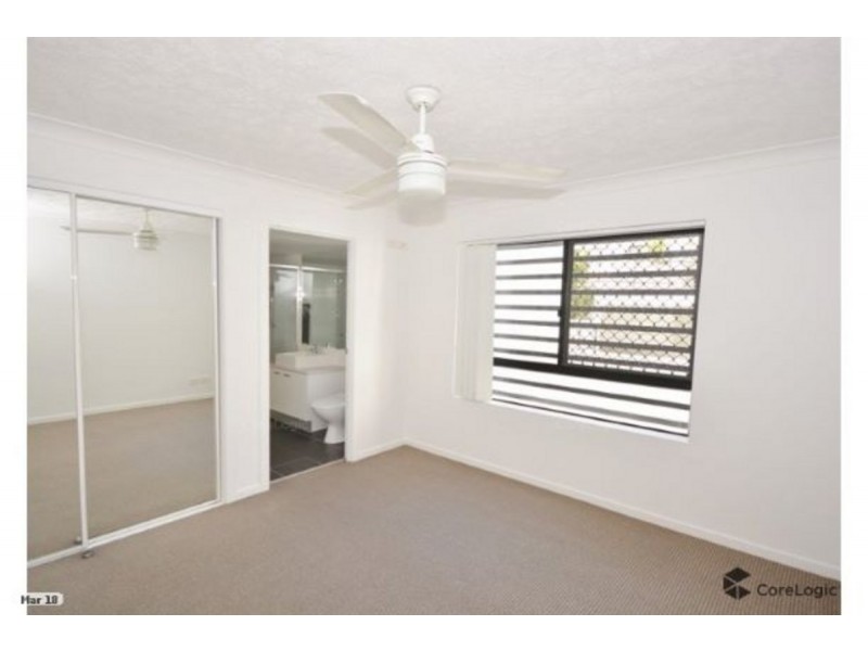 25/15-17 Lloyd Street, Southport QLD 4215
