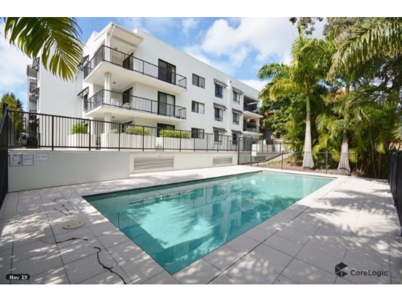 25/15-17 Lloyd Street, Southport QLD 4215