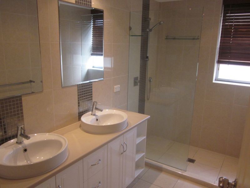 4/15 Pacific St, Main Beach QLD 4217