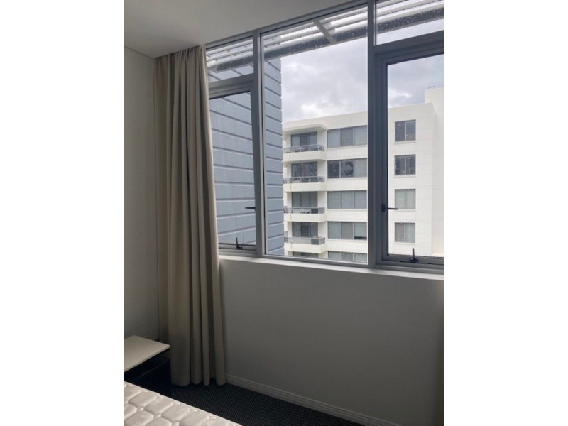 515/6 Aqua Street, Southport QLD 4215