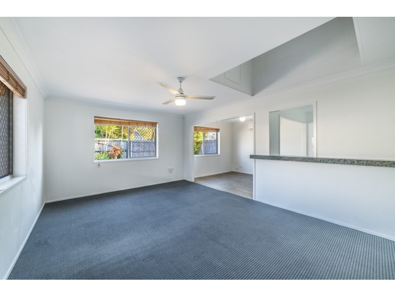 25 Fisher Avenue, Southport QLD 4215