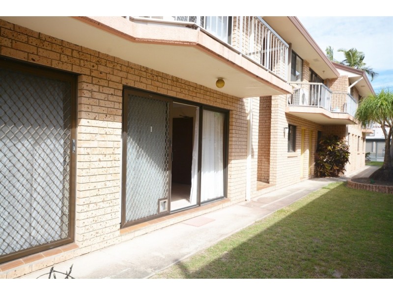 1/209 Scarborough Street, Southport QLD 4215