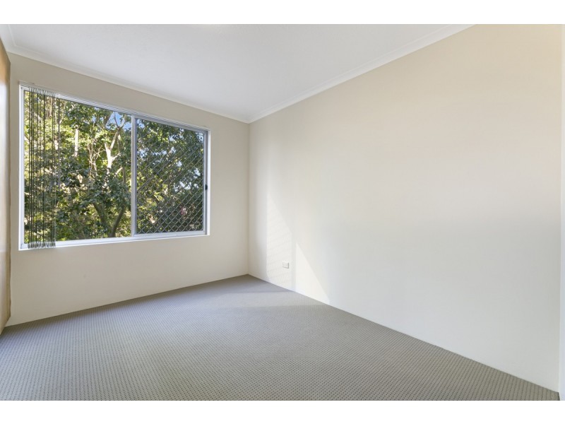 3/25 White Street, Southport QLD 4215