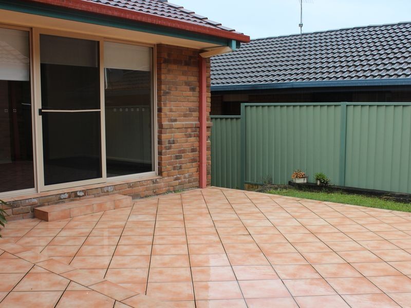 8 Drysdale Lane, Arundel QLD 4214